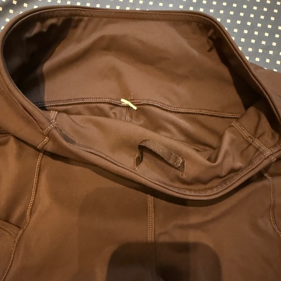 Fast and Free High-Rise Short 6" - Picture 4 of 5